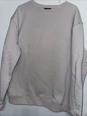 edge Men's Crewneck Sweatshirt in Light Gray